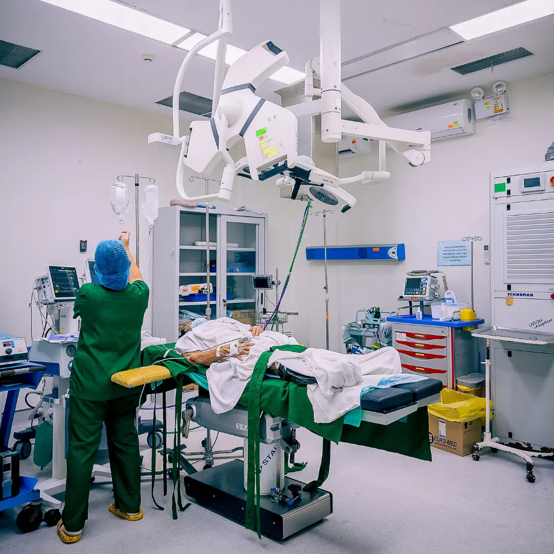 EVANI-HOSPITAL-ENT-Ear-Nose-Throat-comfortable-consultation-environment